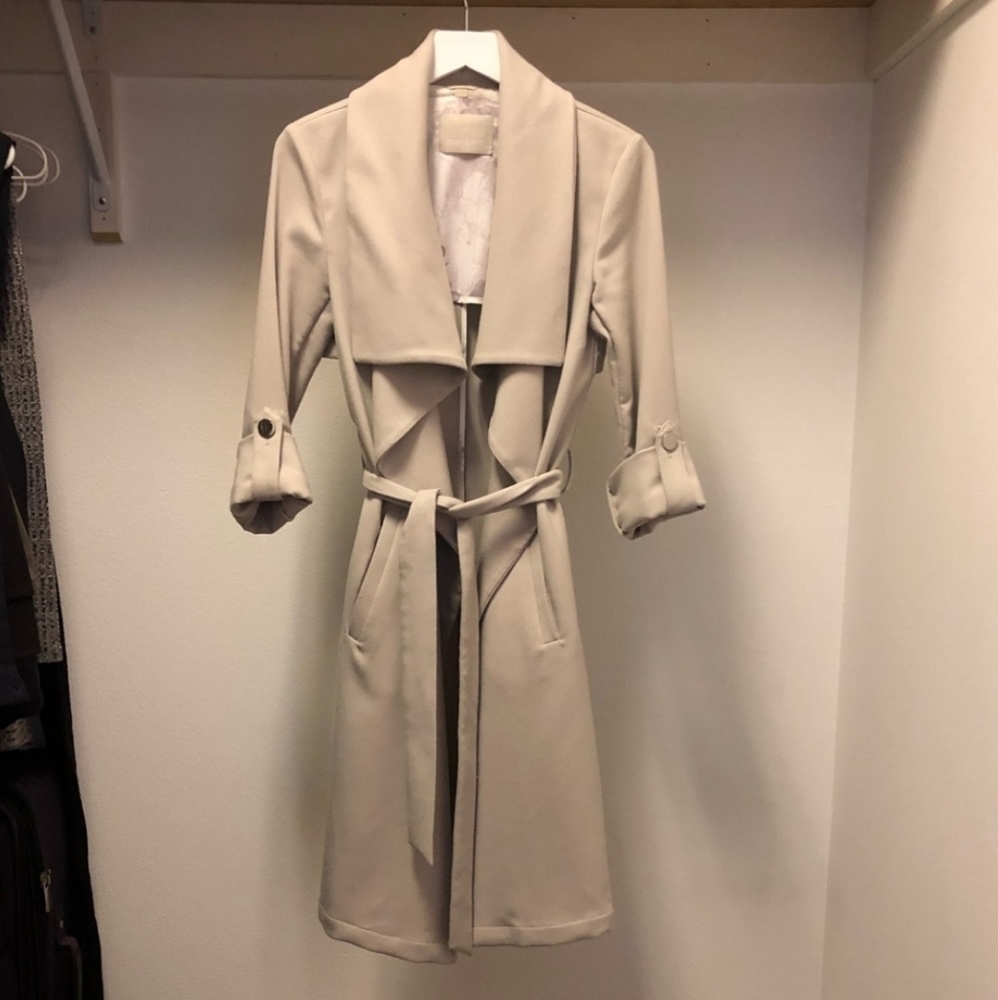 Soia and Kyo Ornella trench